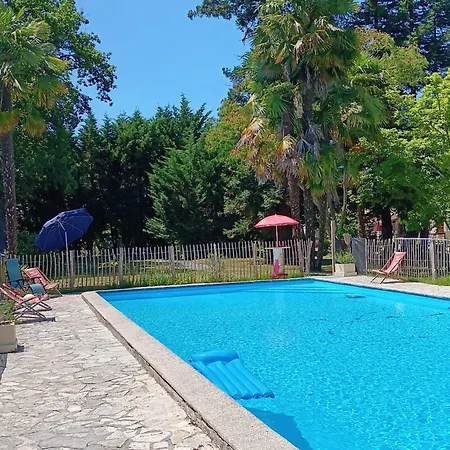 Au Moulin Du Comte - En *