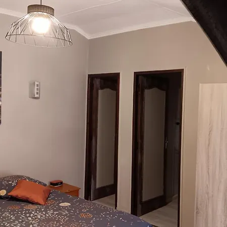 Au Moulin Du Comte - En *