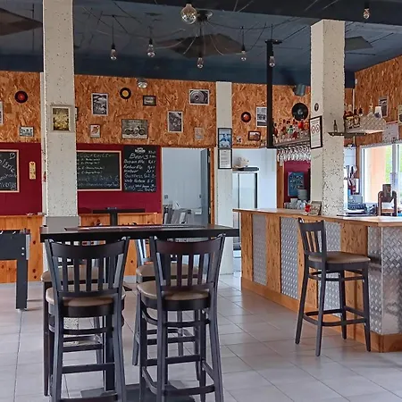 Au Moulin Du Comte - En * Bourrouillan