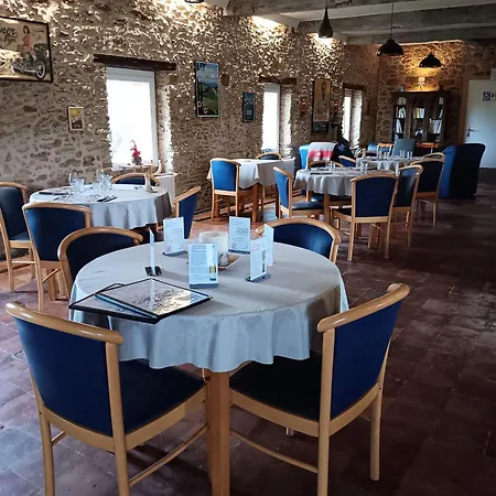 Au Moulin Du Comte Bourrouillan