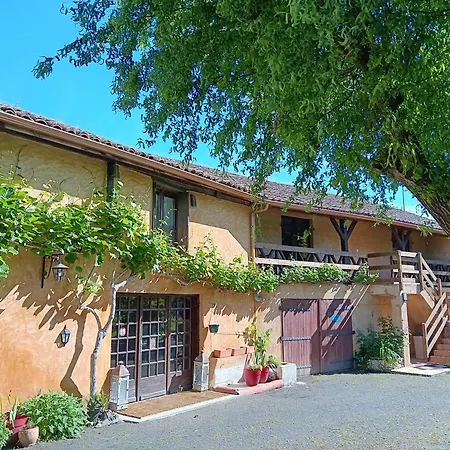 Au Moulin Du Comte - En * Bourrouillan