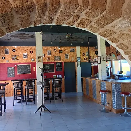 Au Moulin Du Comte