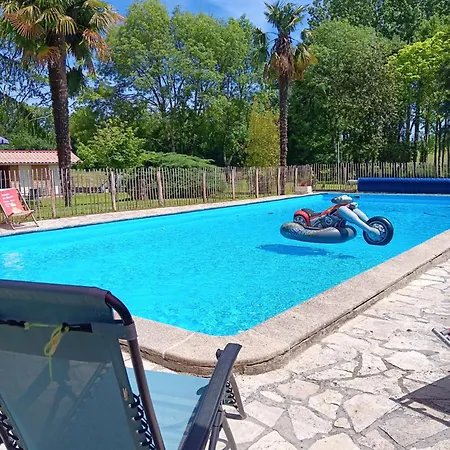 Au Moulin Du Comte Holiday home