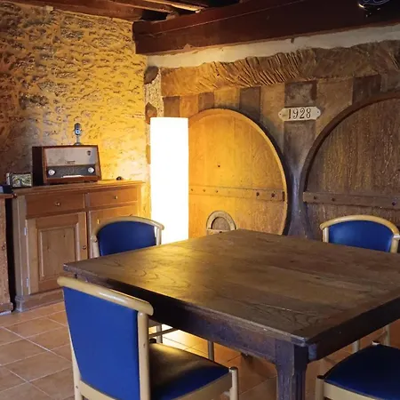 Au Moulin Du Comte - En Holiday home Bourrouillan