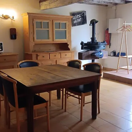 Holiday home Le Moulin Du Comte - En *