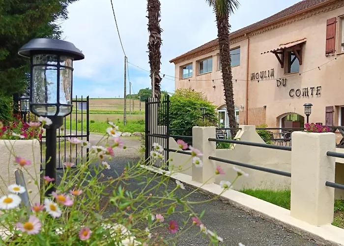 Au Moulin Du Comte - En Bourrouillan