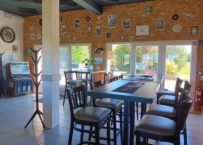 Au Moulin Du Comte - En Bourrouillan