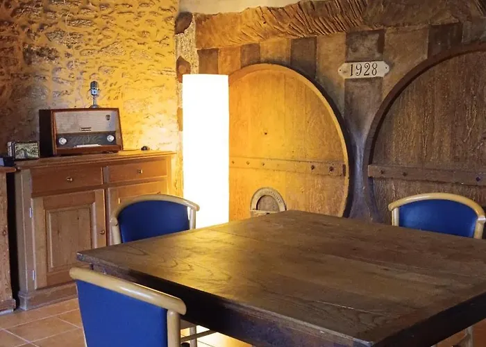 Le Moulin Du Comte - En Holiday home Bourrouillan