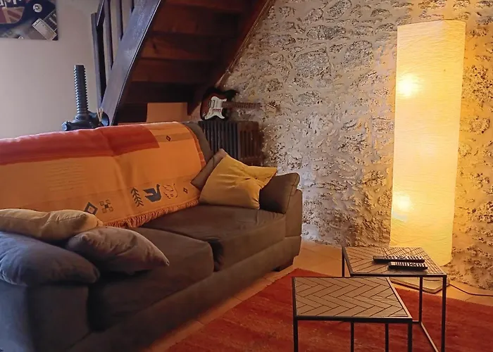 Le Moulin Du Comte - En Bourrouillan